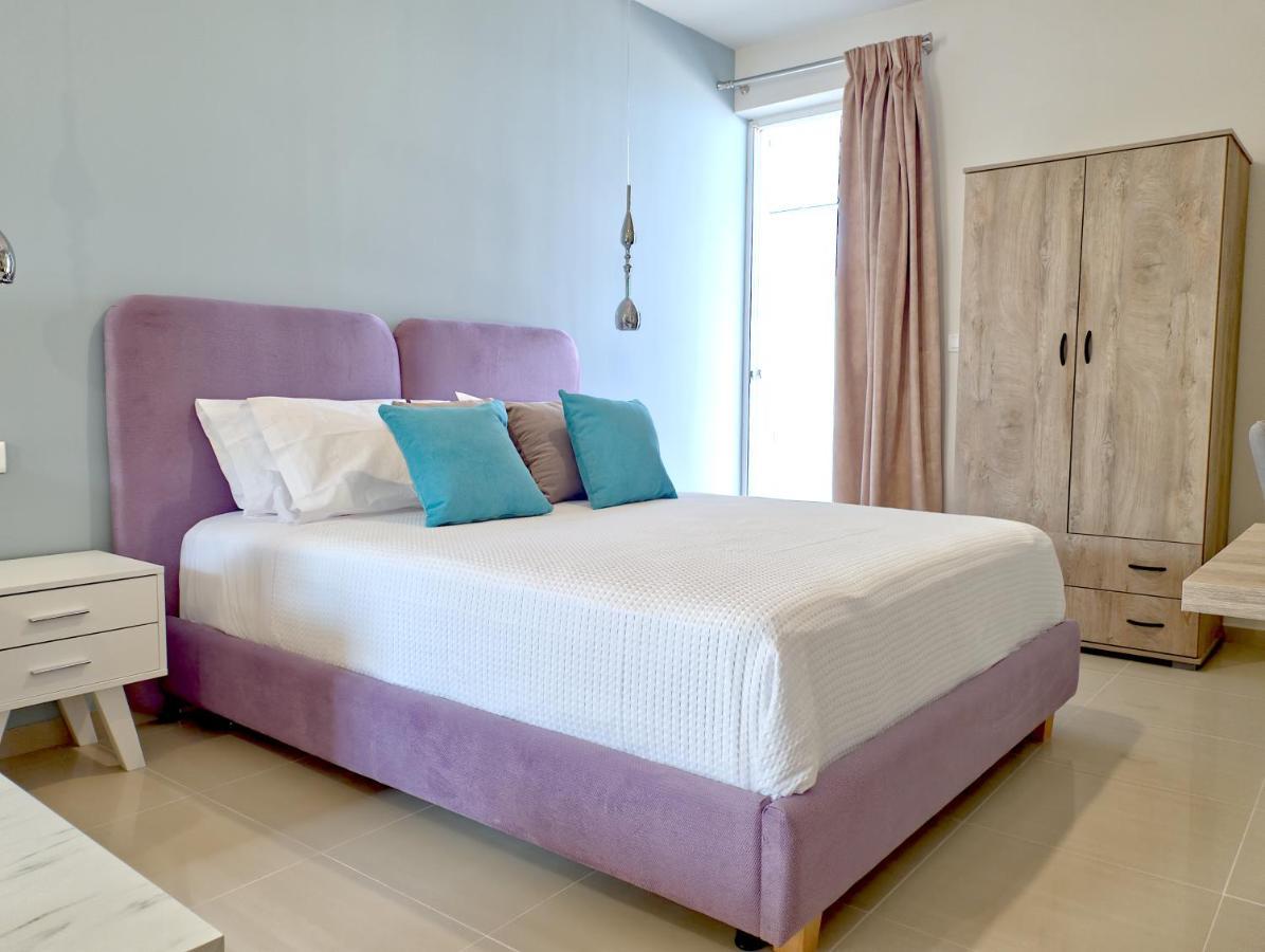 Epipleon Luxury Suites -104- Δωμάτιο 35Τμ Με Βεράντα 35Τμ Μπροστά Στη Θάλασσα Nafpaktos Dış mekan fotoğraf